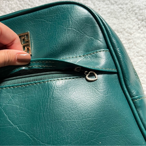 Handmade Green Backpack - Picture 4 of 6